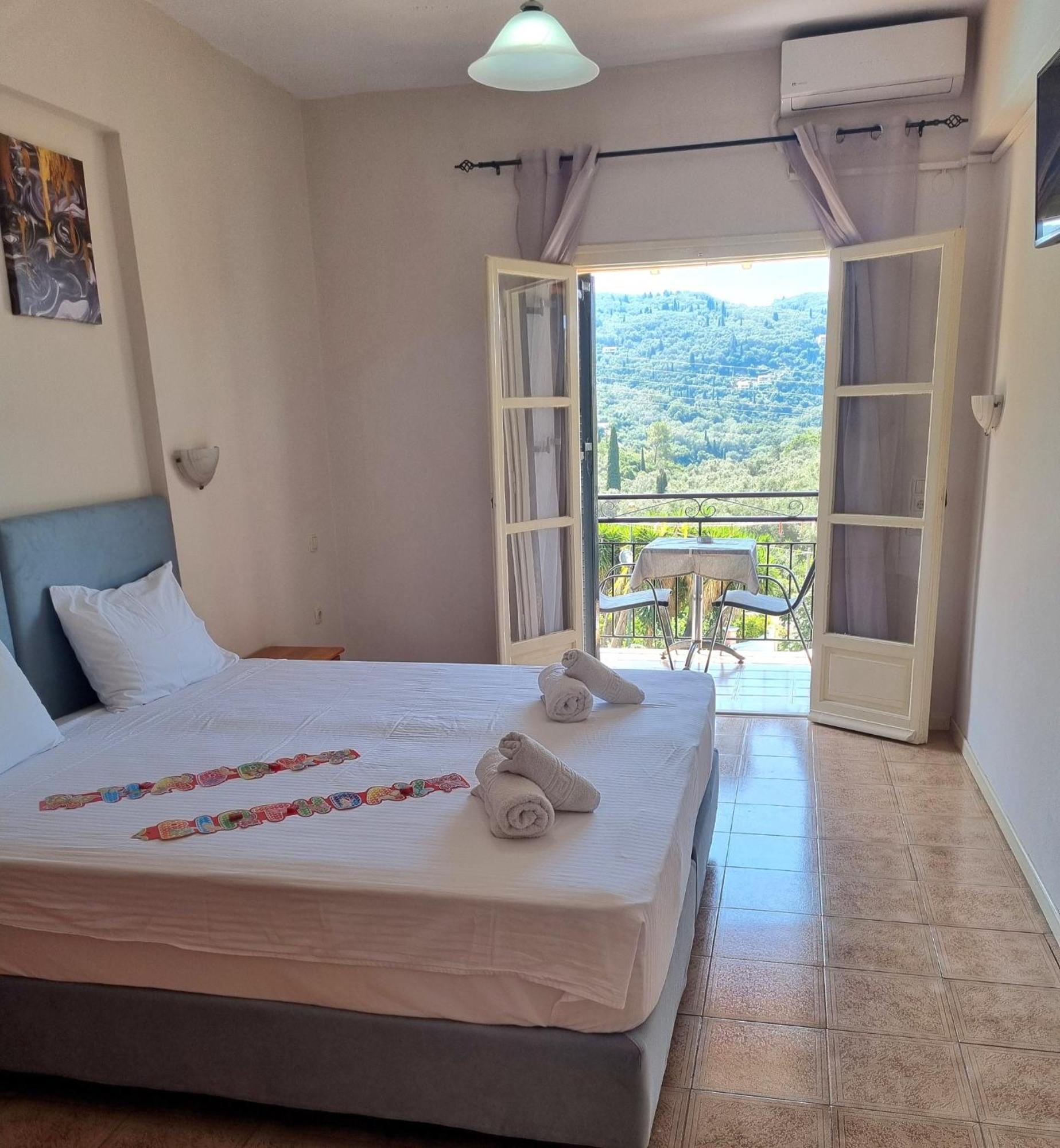 Irida Studios And Suite Paleokastritsa Buitenkant foto